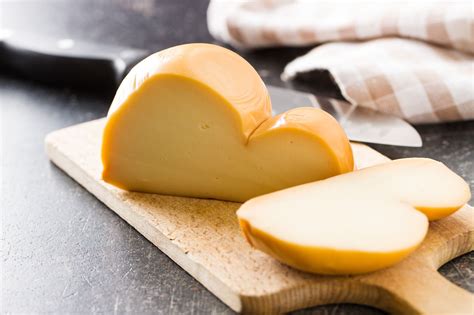 What is Provola cheese: Definition and Meaning